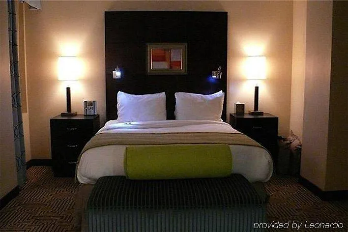 Aura Hotel Times Square Newly Renovated New York