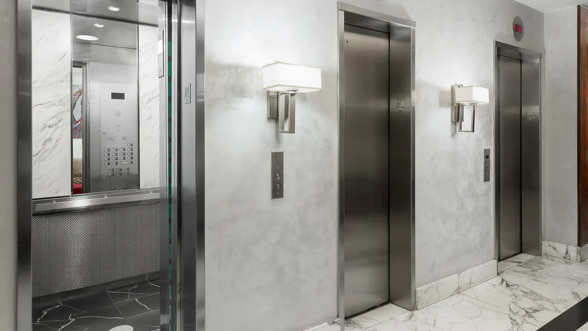 Aura Hotel Times Square Newly Renovated New York